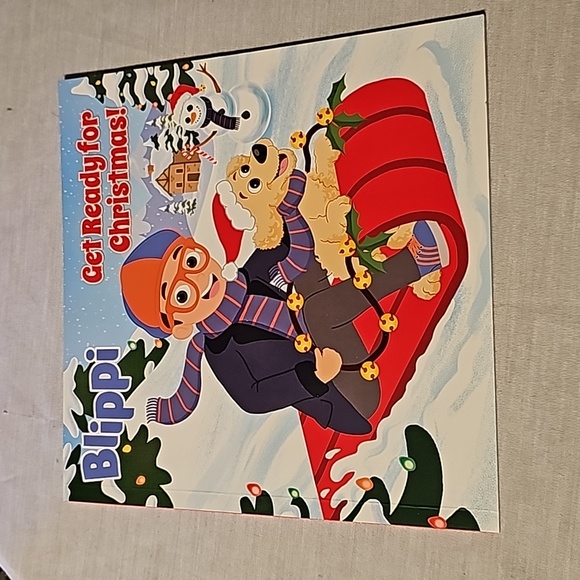 Pack of 3 kids Christmas books nwt - Picture 6 of 7